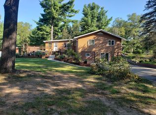 8875 Silver Creek Rd, Whitehall, MI 49461