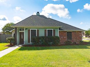 100 Country Morning Ct, Lafayette, LA 70508
