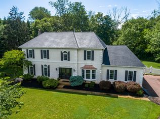 2 Colts Neck Way, Thornton, PA 19373