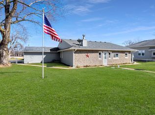 5890 SE Circle Dr, Carlisle, IA 50047
