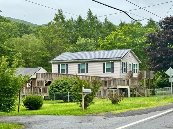 500 Riverside Dr, Rainelle, WV 25962