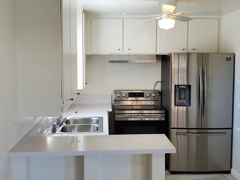 48 Paloma Ave #3 — Photo 2
