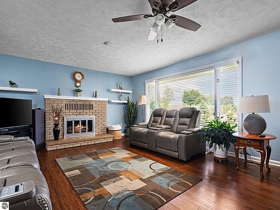 4th image of 7184 S West Bay Shore Dr