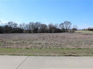 1209 Eagle Lake Dr, Wills Point, TX 75169