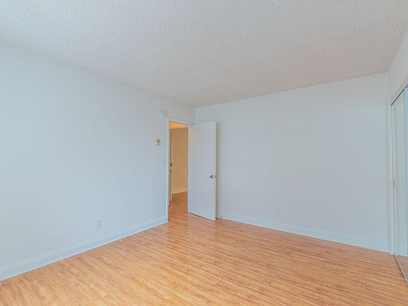 5th image of 1255 Granville Ave APT 6