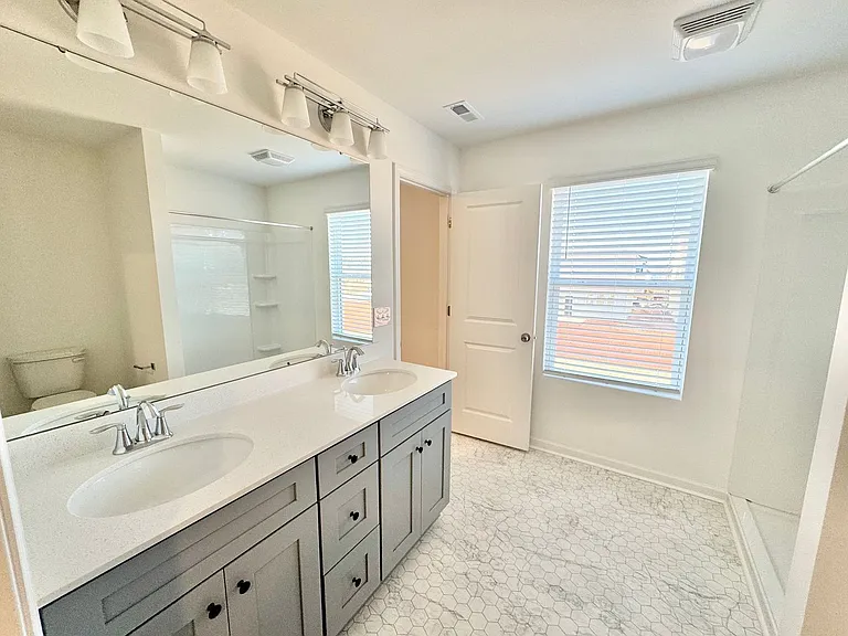 108 Cougar Ln — Photo 12