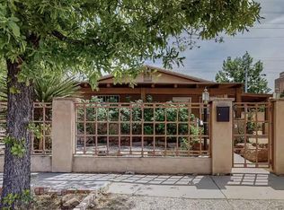 516 Arno St NE, Albuquerque, NM 87102