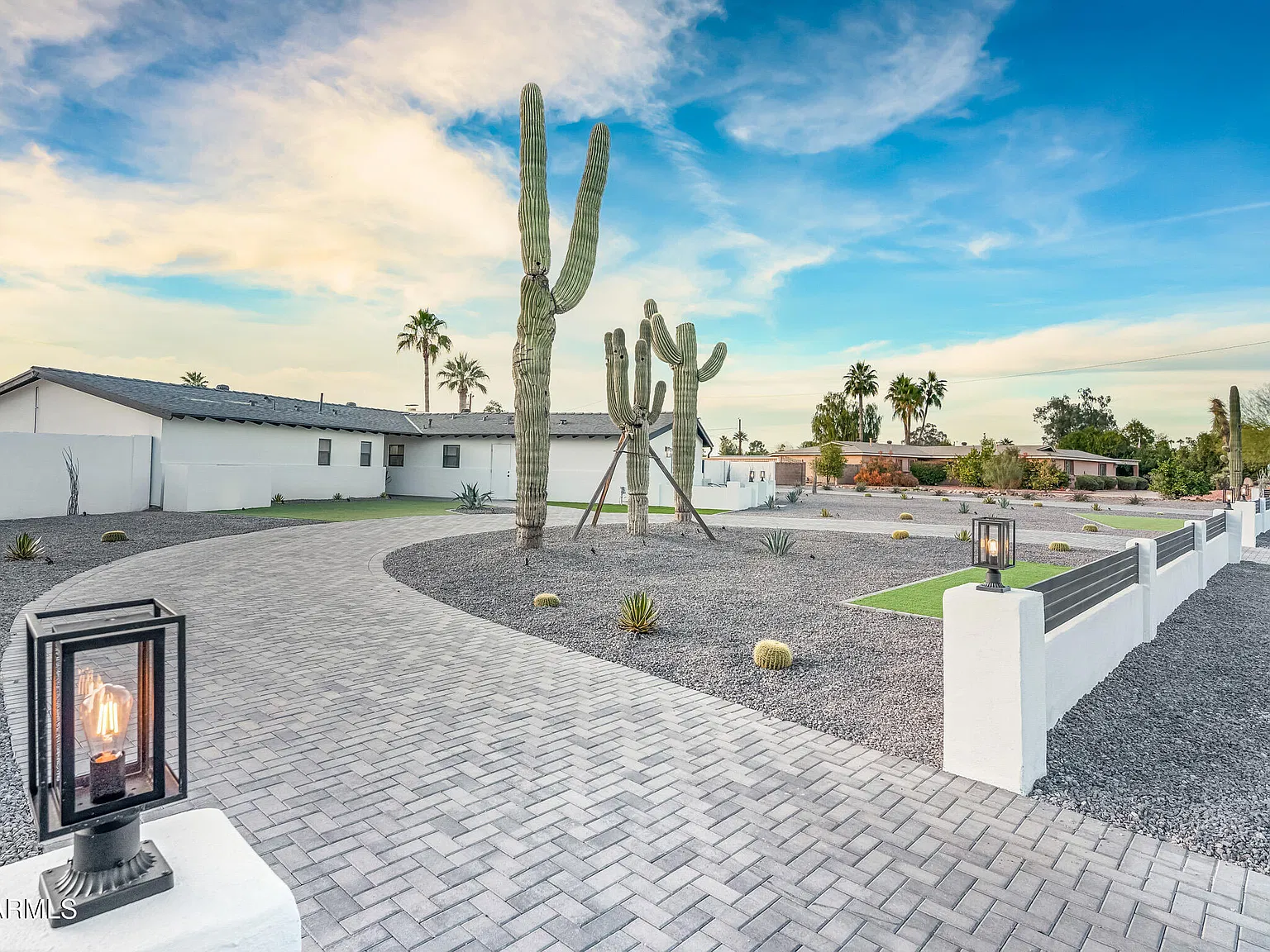 3 bed, 3.0 bath, 2200 sqft, $6,500 — Photo 2