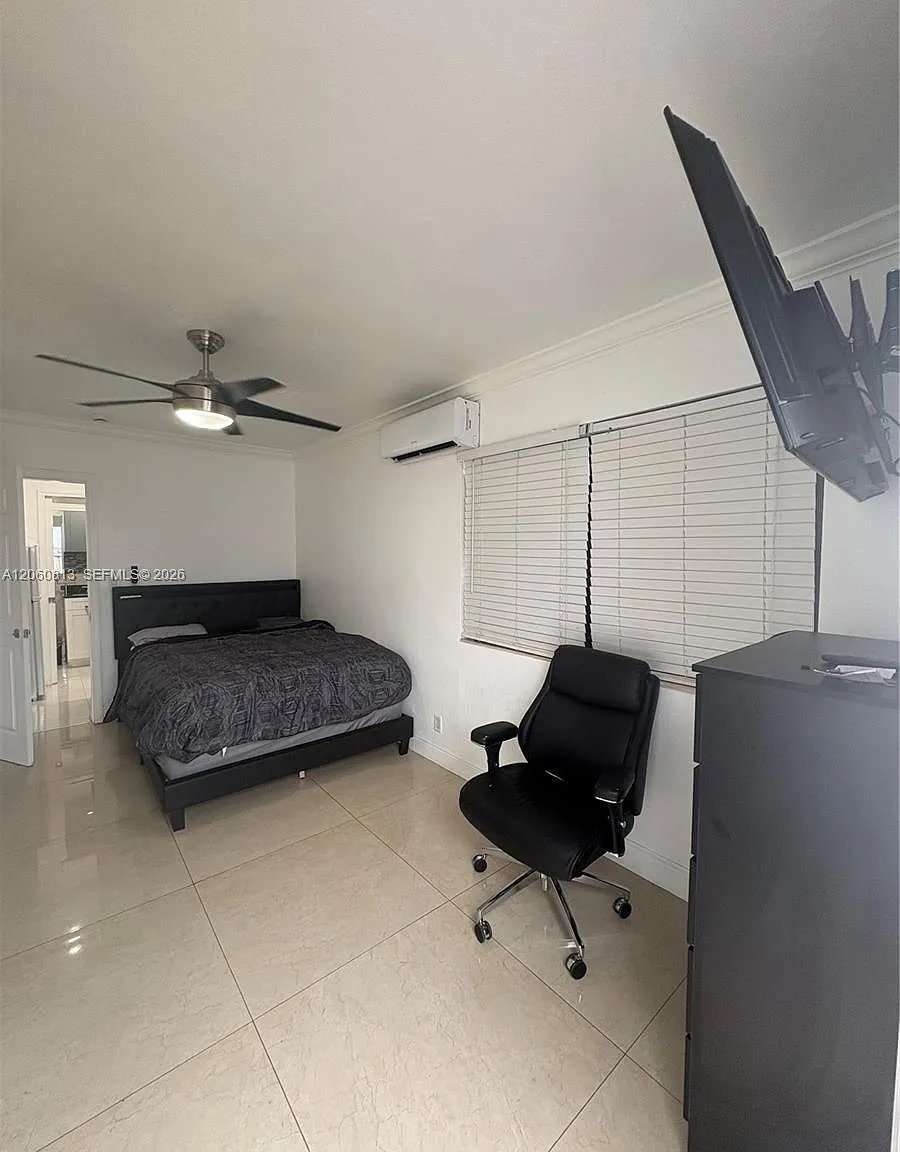 Miramar Sec 5 — Photo 4