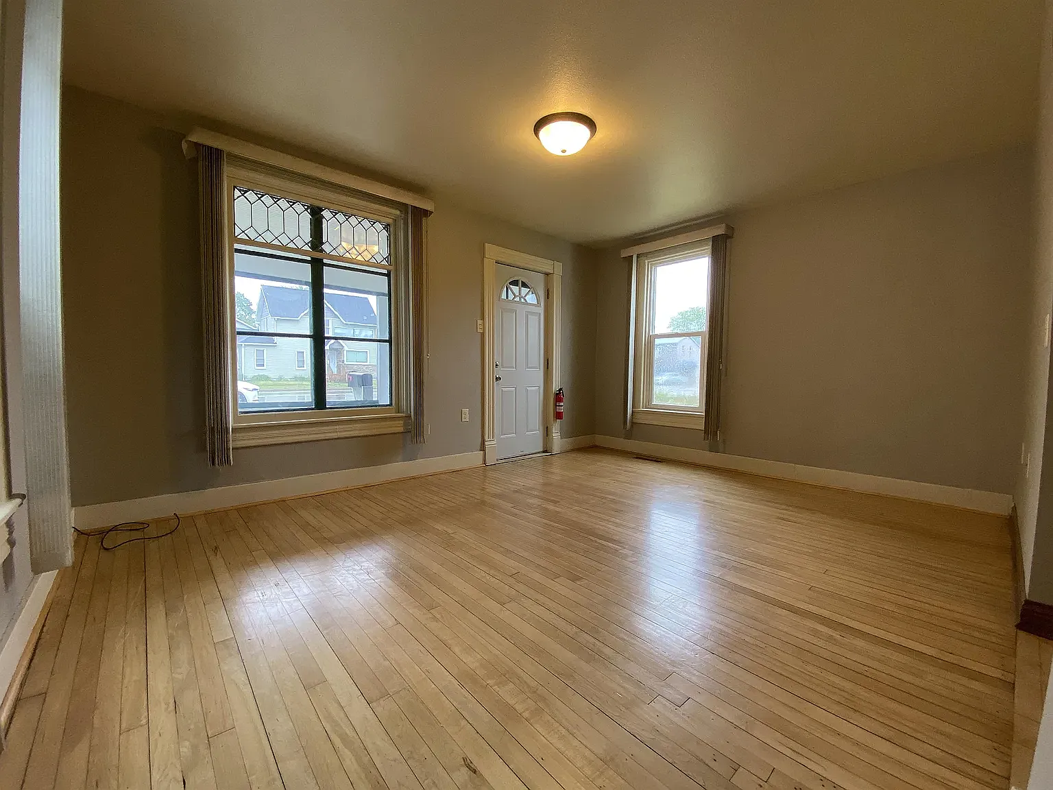 4 bed, 1146 sqft, $1,230 — Photo 2