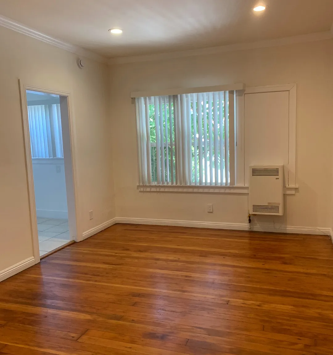 3045 Leeward — Photo 3