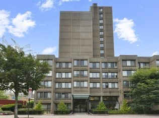 1731 Beacon St APT 302, Brookline, MA 02445