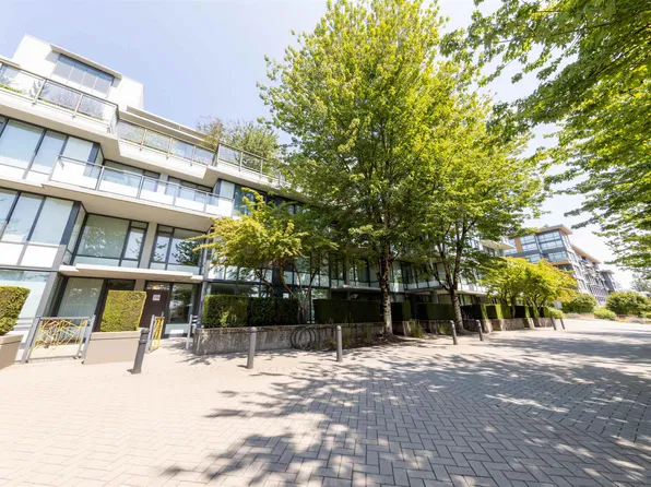 9009 Cornerstone Mews #110, Burnaby, BC V5A 0B9