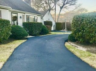 179 Sudbury Ln, Barnstable, MA 02630