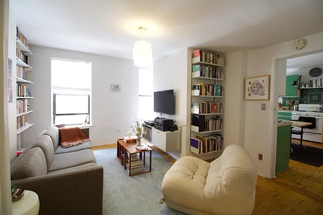 434 E 11th St #2F — Photo 6