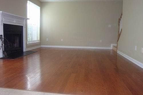 4th image of 3375 McClure Woods Dr