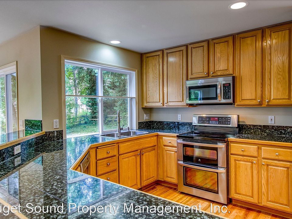 1st image of 9438 NE Coral Ct