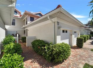 5105 Cedar Springs Dr APT 202, Naples, FL 34110
