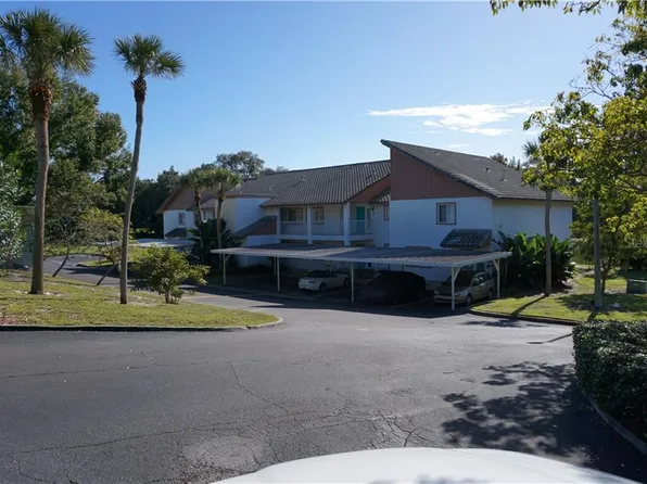 208 Country Ln, Winter Haven, FL 33880