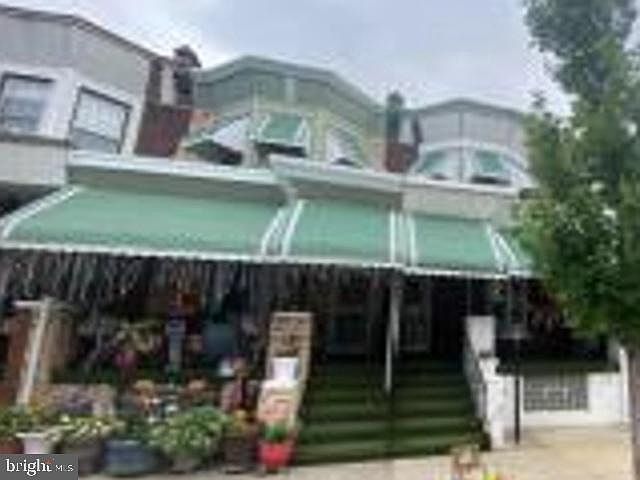 1st image of 3835 N 19th St