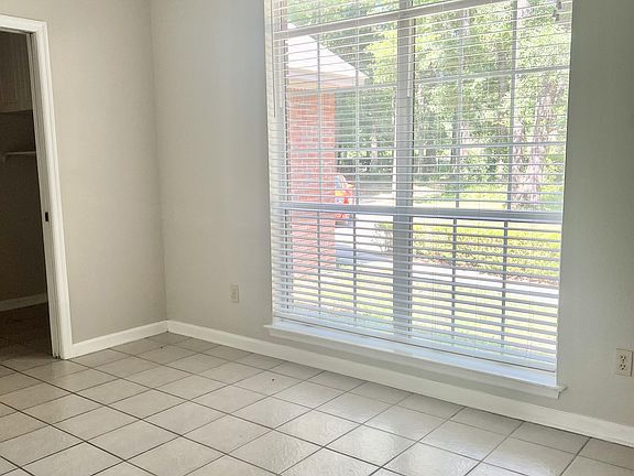 5th image of 1163 Green Hill Trce