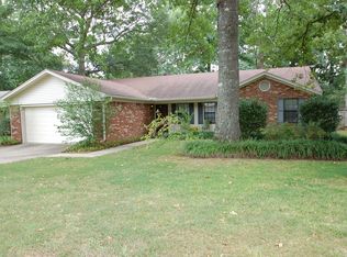 3 Lemoncrest Pl, Little Rock, AR 72210