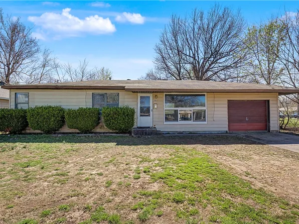 1825 McRay Ave, Springdale, AR 72762