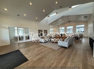 13606 S Hanley Ln W #R202, Riverton, UT 84096