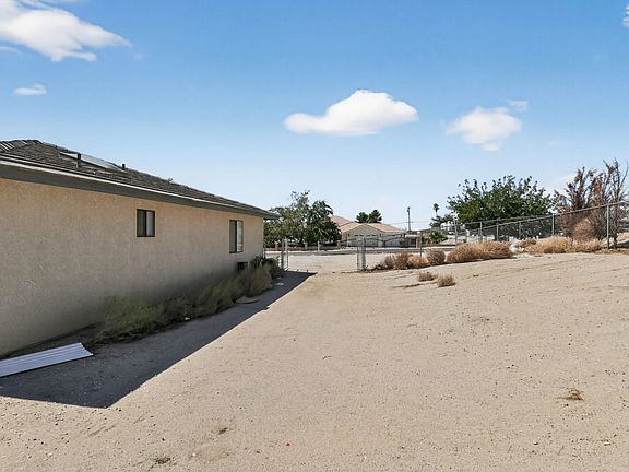 2nd image of 18539 Symeron Rd