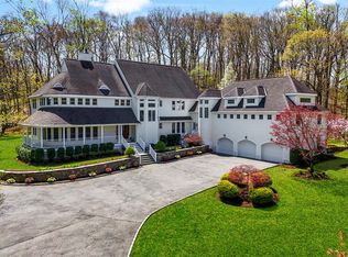 5 Pioneer Trl, Armonk, NY 10504