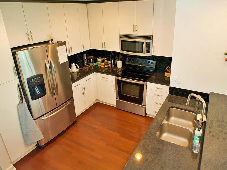 360 Nueces St #4008 — Photo 8