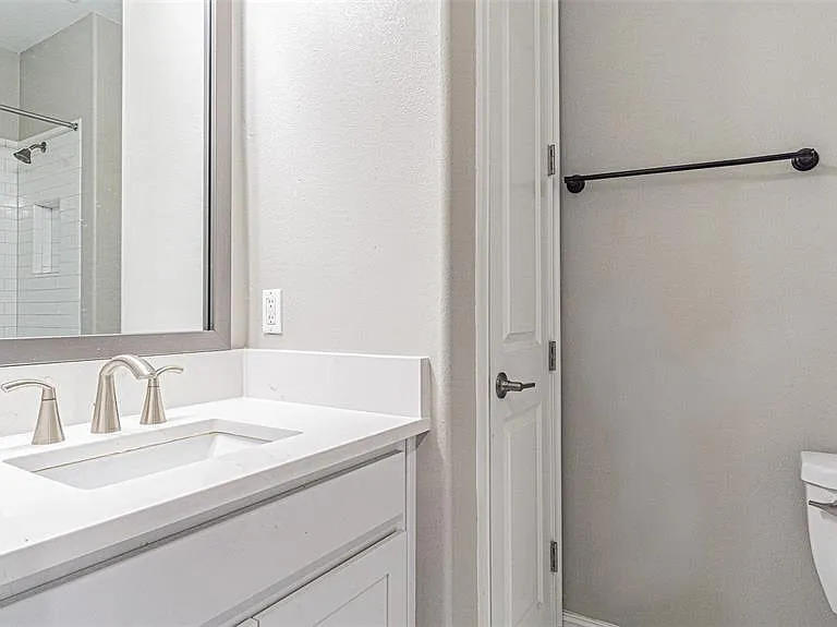 5062 San Martino Dr — Photo 25