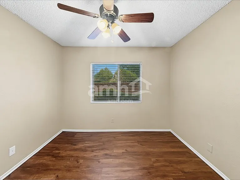 1474 Lodgepole Dr — Photo 15