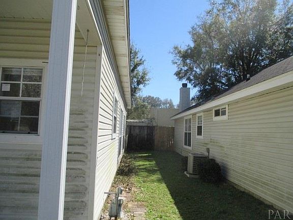 3rd image of 171 Wildflower Ln