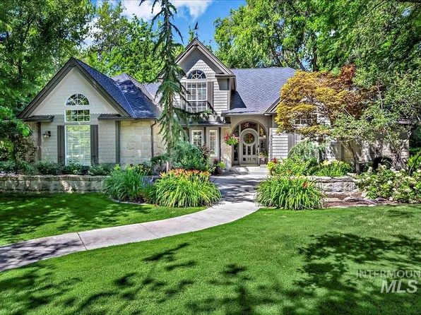 6595 W Plantation Ln, Garden City, ID 83703