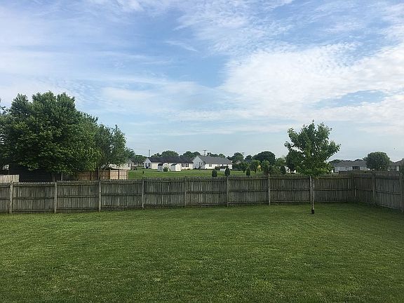 5th image of 2412 Butterwood Way