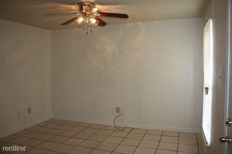 1st image of 548 Holmes Blvd