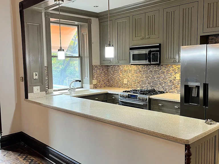 30 Willett St #1 — Photo 13