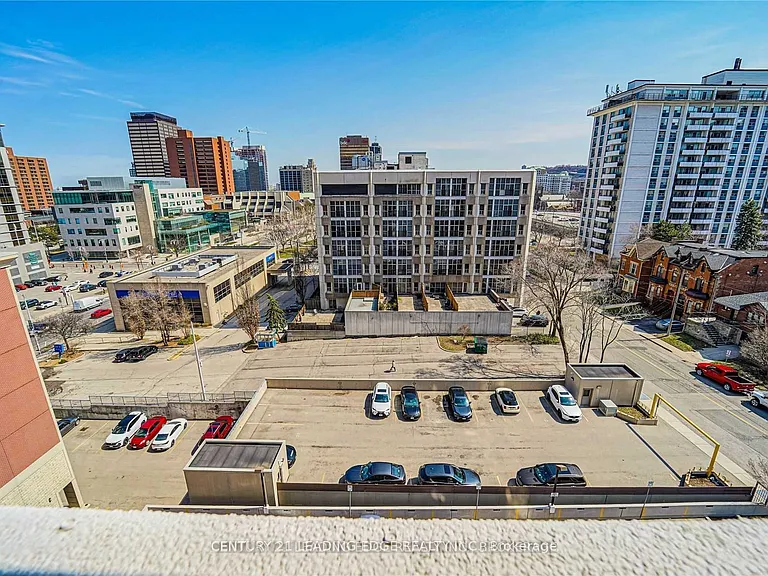 67 Caroline St S #8A — Photo 36