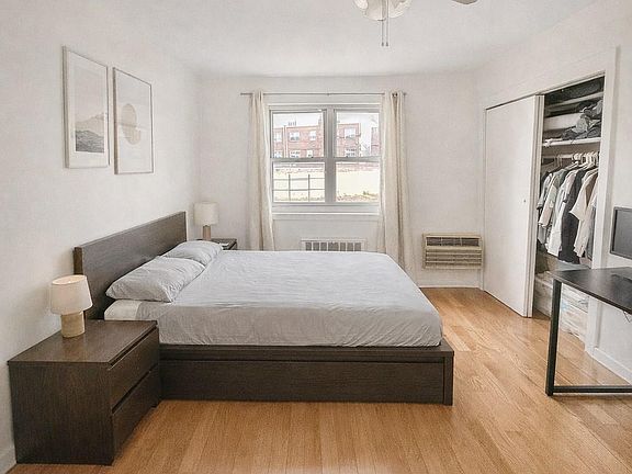 3rd image of 150-71 70rd #9A