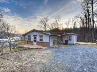 137 Valley St, Gray, TN 37615