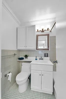Sold by Compass | media 6
