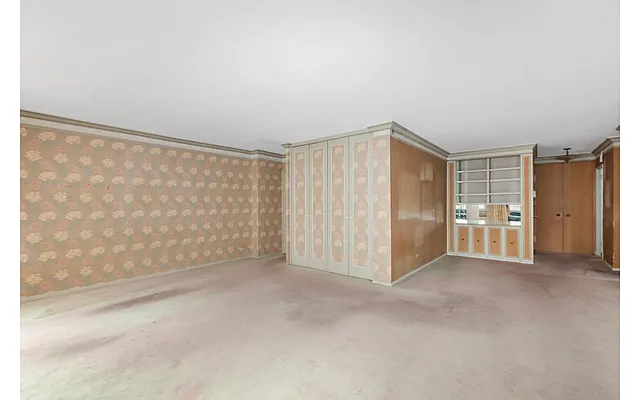 Sold by Douglas Elliman | media 20