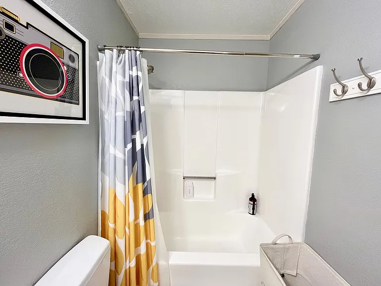 2860 N Los Felices Rd #100 — Photo 18
