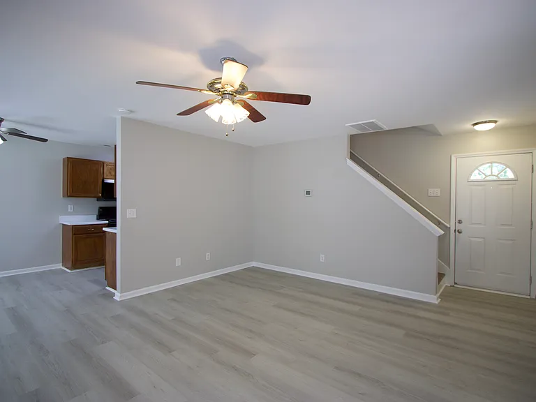 4216 Lake Woodard Dr — Photo 4