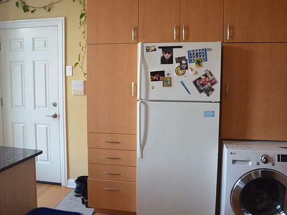 3rd image of 2158 W Chicago Ave APT 3F