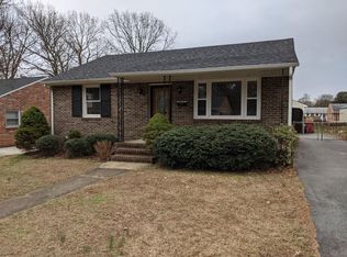 301 Prince Albert Ave, Colonial Heights, VA 23834