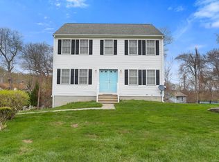 157 Hull St, Ansonia, CT 06401