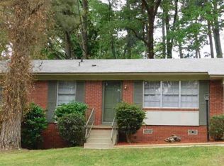 70 Berkshire Dr, Little Rock, AR 72204