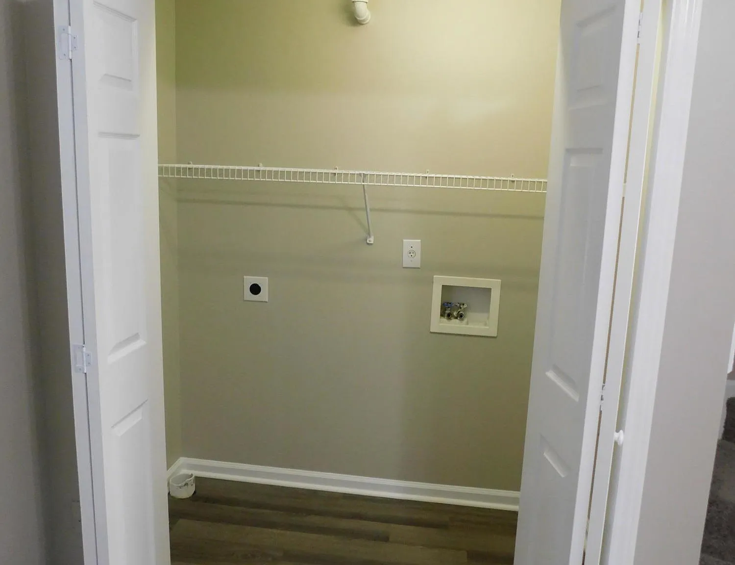 2 bed, 2.5 bath, 992 sqft, $1,250 — Photo 4